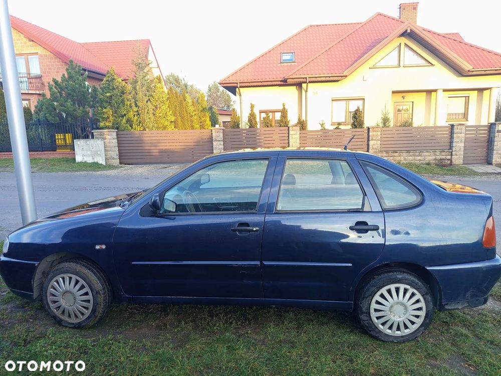 Volkswagen Polo Variant 64 SDI - 9