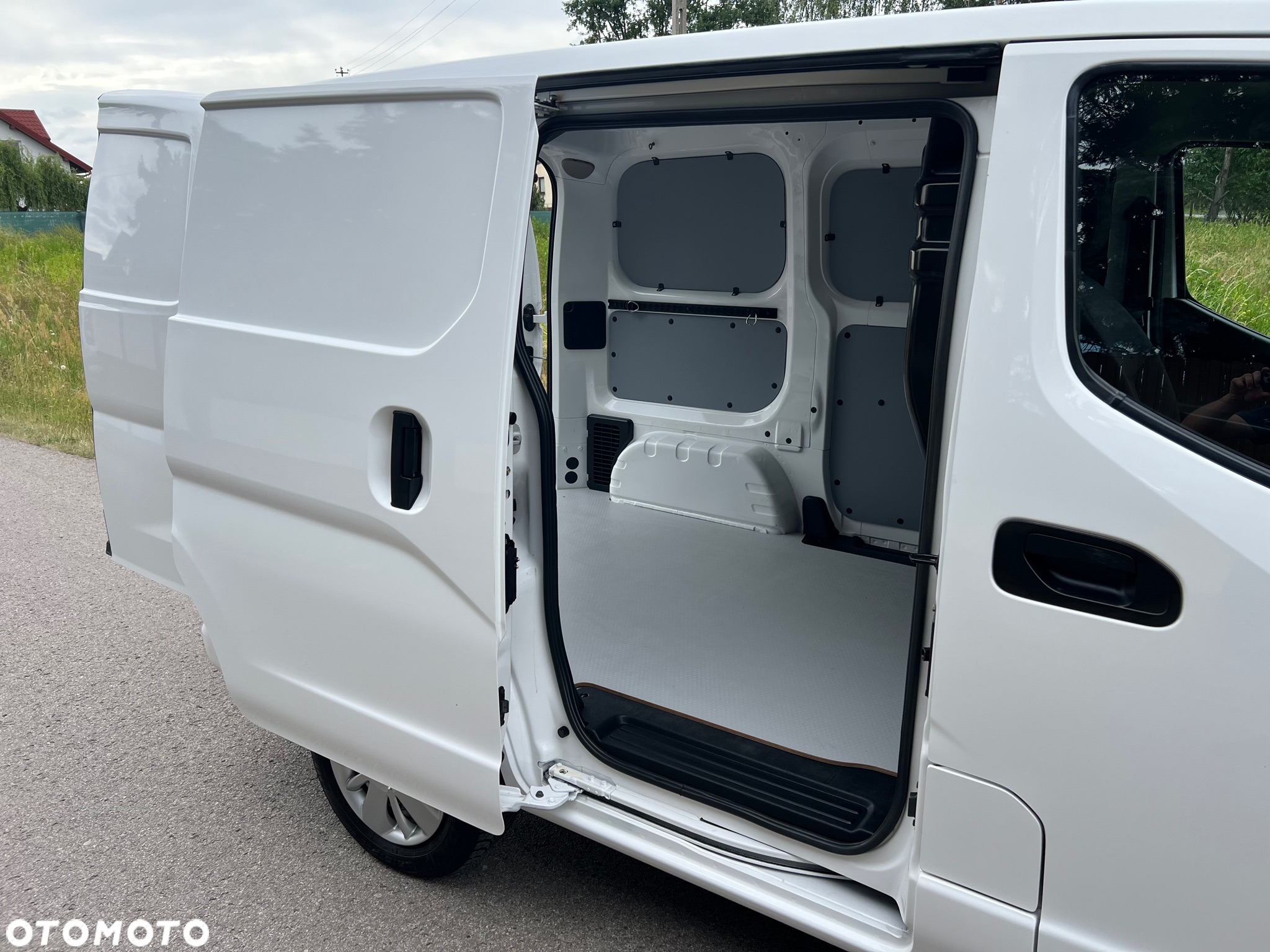 Nissan NV200 - 27