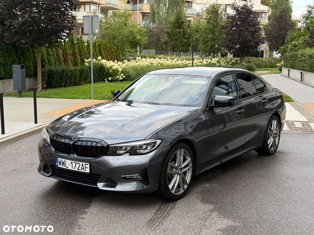 BMW Seria 3 330e M Sport - 3