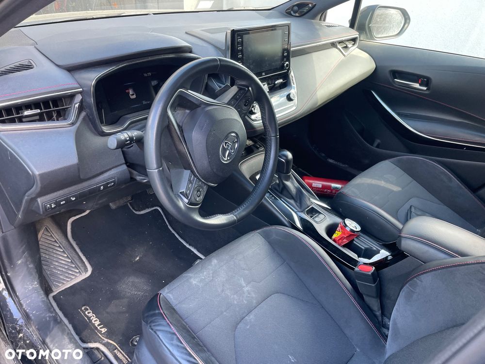 Toyota Corolla 2.0 Hybrid Executive - 5