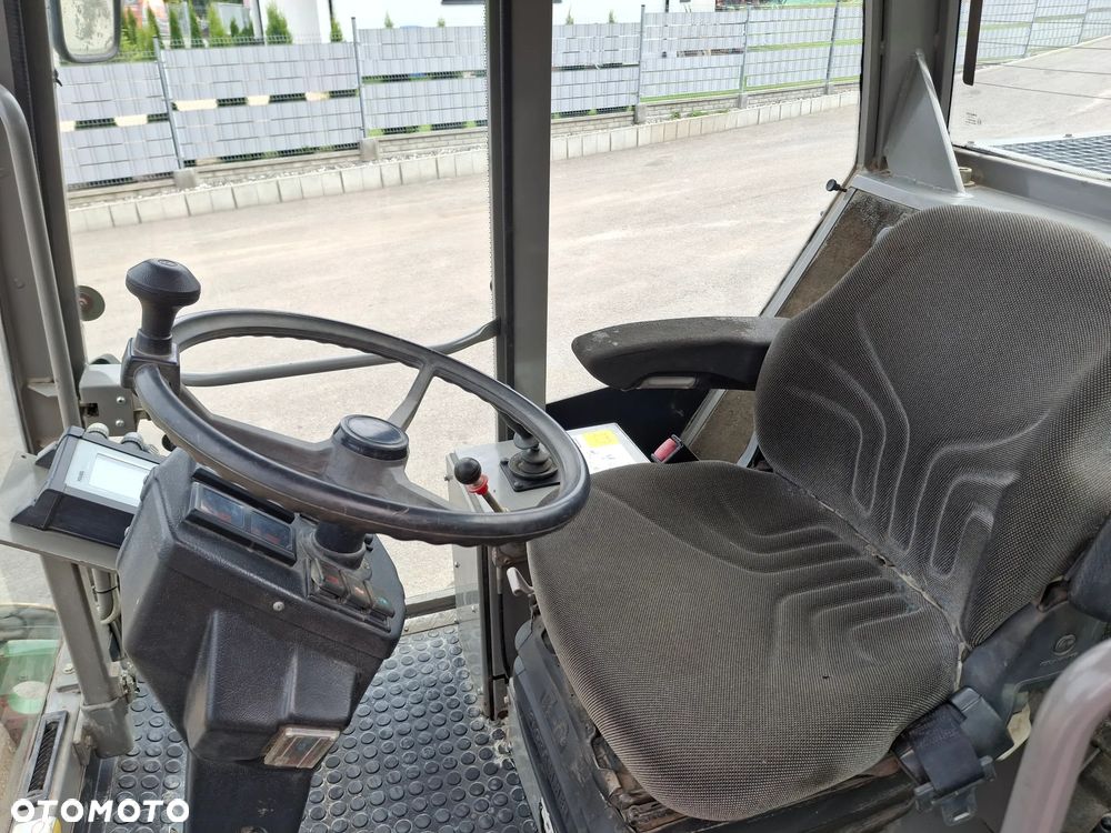 Atlas AW 1120 Walec Terenowo Drogowy 12 Ton Import Silnik Perkins 97 kw Dodatkowy Płaszcz Okołkowany - 25