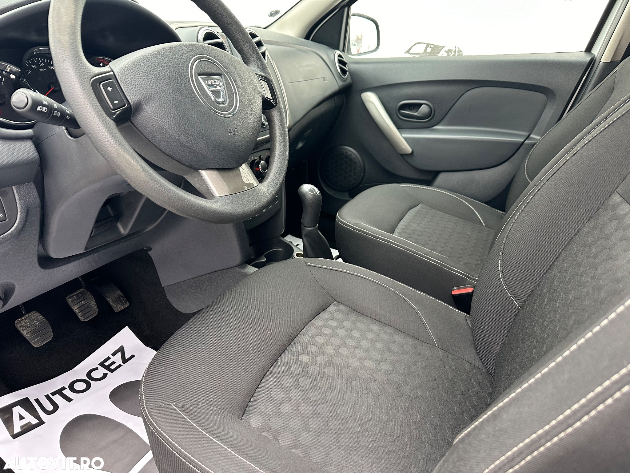 Dacia Sandero 1.5 dCI Prestige - 17