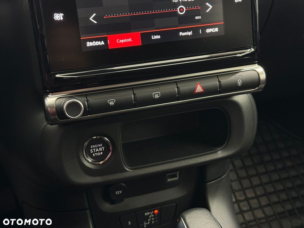 Citroën C3 1.2 PureTech Shine EAT6 - 24