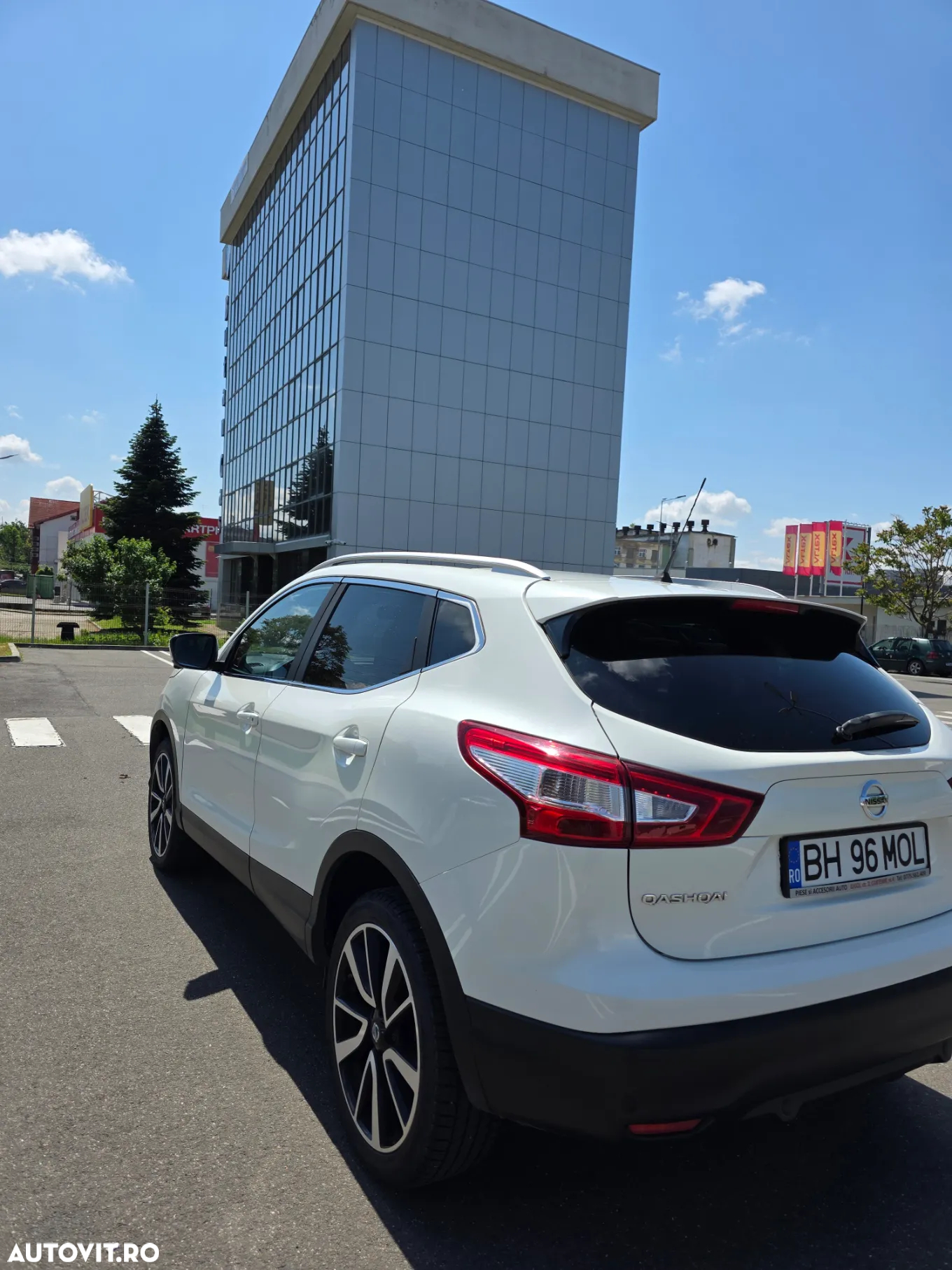 Nissan Qashqai 1.6 DCI TEKNA - 4