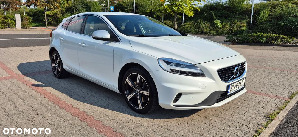 Volvo V40 T3 Drive-E R-Design Momentum - 8