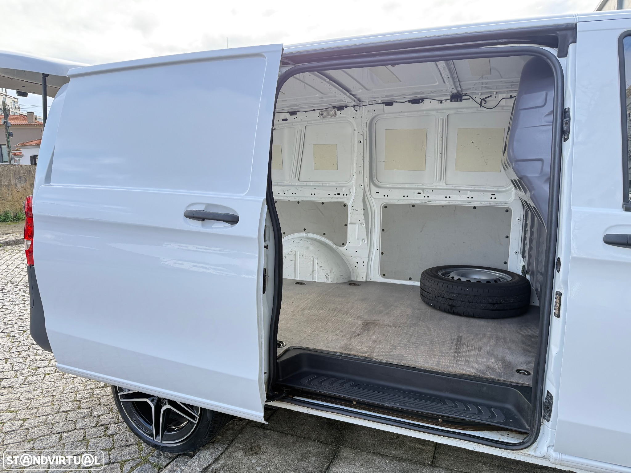 Mercedes-Benz Vito - 22