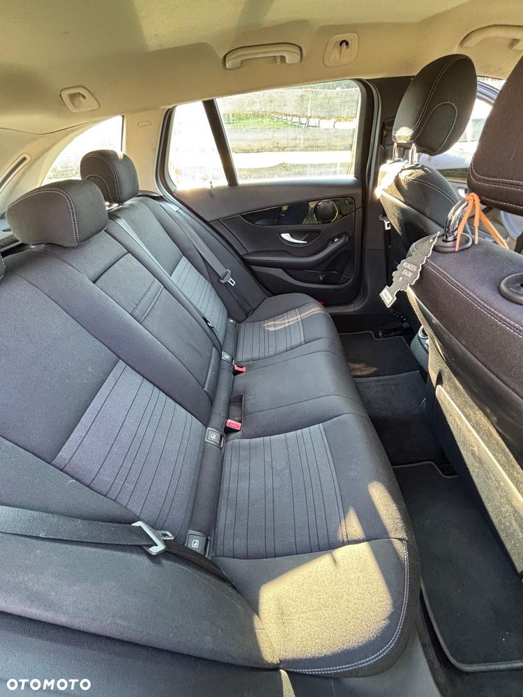 Mercedes-Benz Klasa C 200 d T 9G-TRONIC Avantgarde - 17
