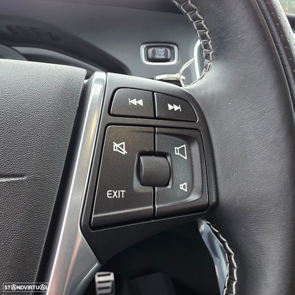 Volvo V40 1.6 D2 R-Design - 18