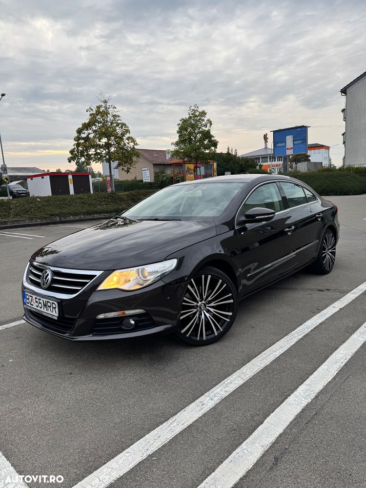 Volkswagen Passat - 2