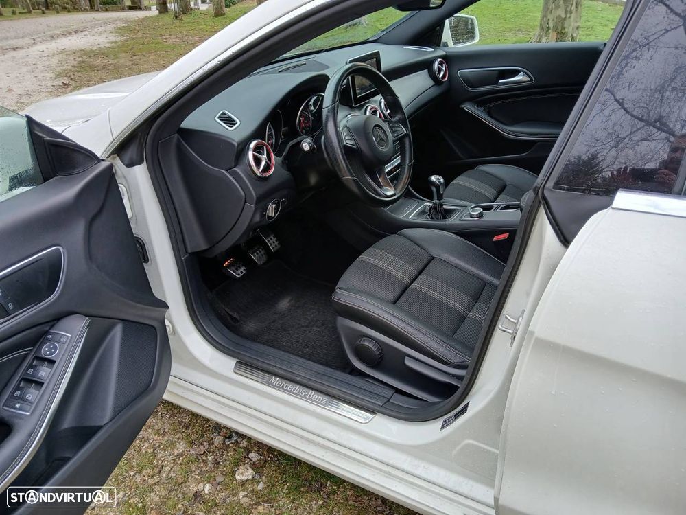 Mercedes-Benz CLA 200 d Shooting Brake Urban - 10