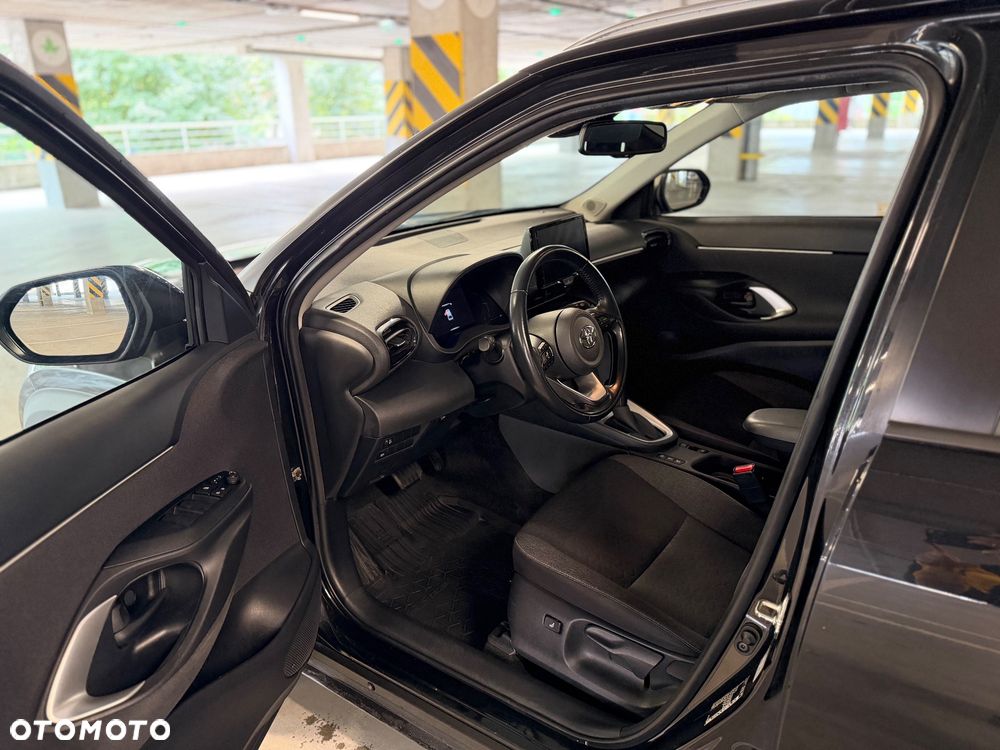 Toyota Yaris Cross Hybrid 1.5 Comfort - 18