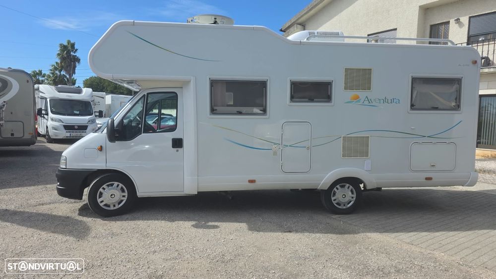 Pilote Aventura A-690 - 2