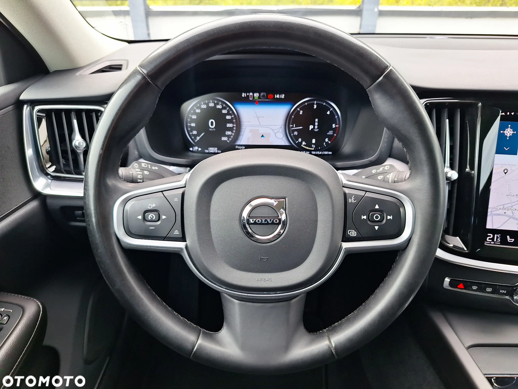 Volvo V60 D4 Momentum Pro - 28