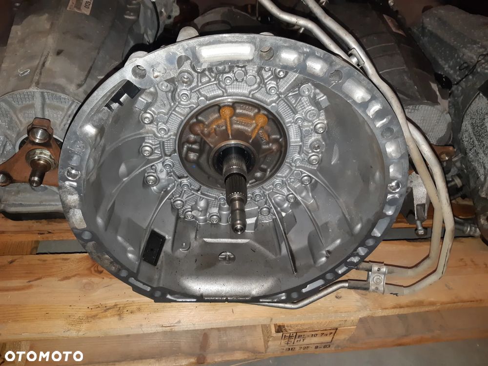SKRZYNIA BIEGÓW AUTOMATYCZNA MERCEDES W205 2052705501 722908 - 2