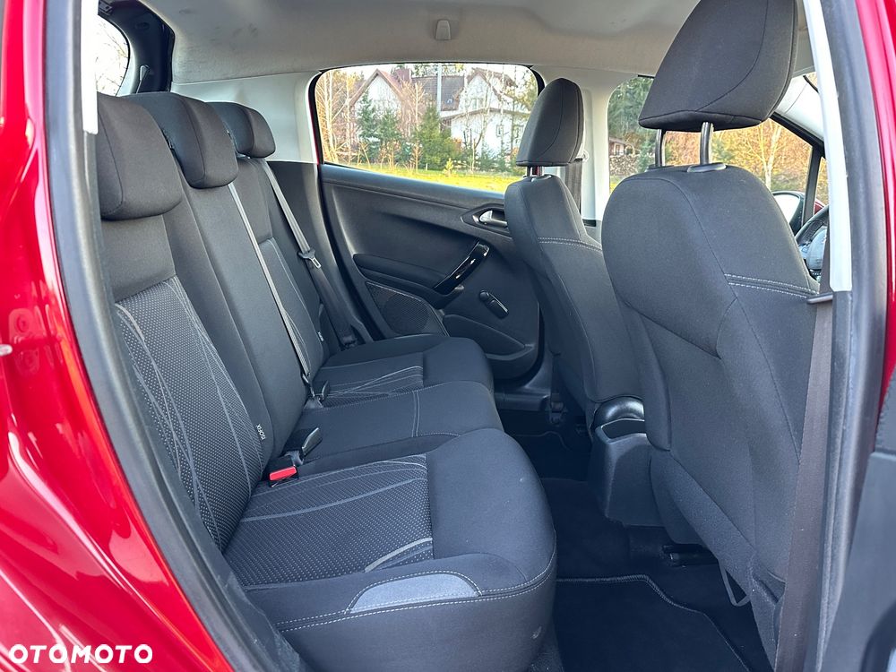 Peugeot 208 1.2 VTi Access - 4