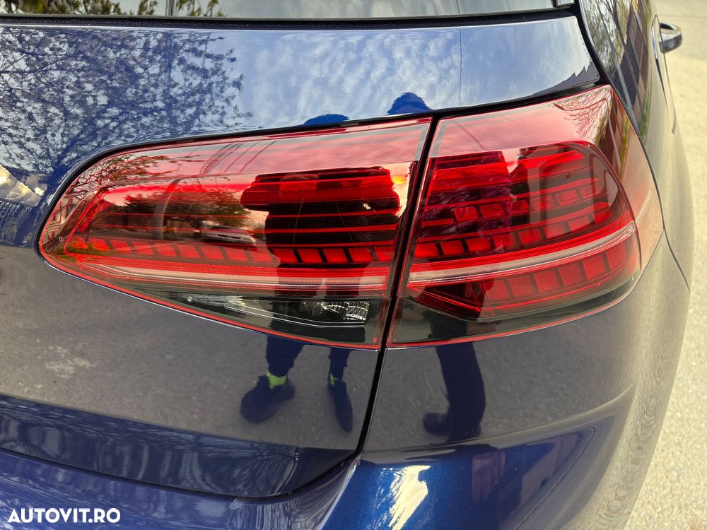 Volkswagen Golf 2.0 TDI DPF BMT DSG GTD - 14
