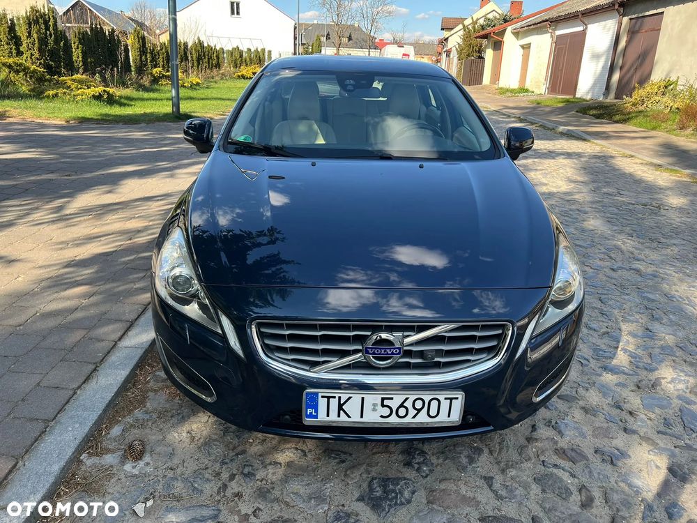 Volvo V60 T4 Summum - 13