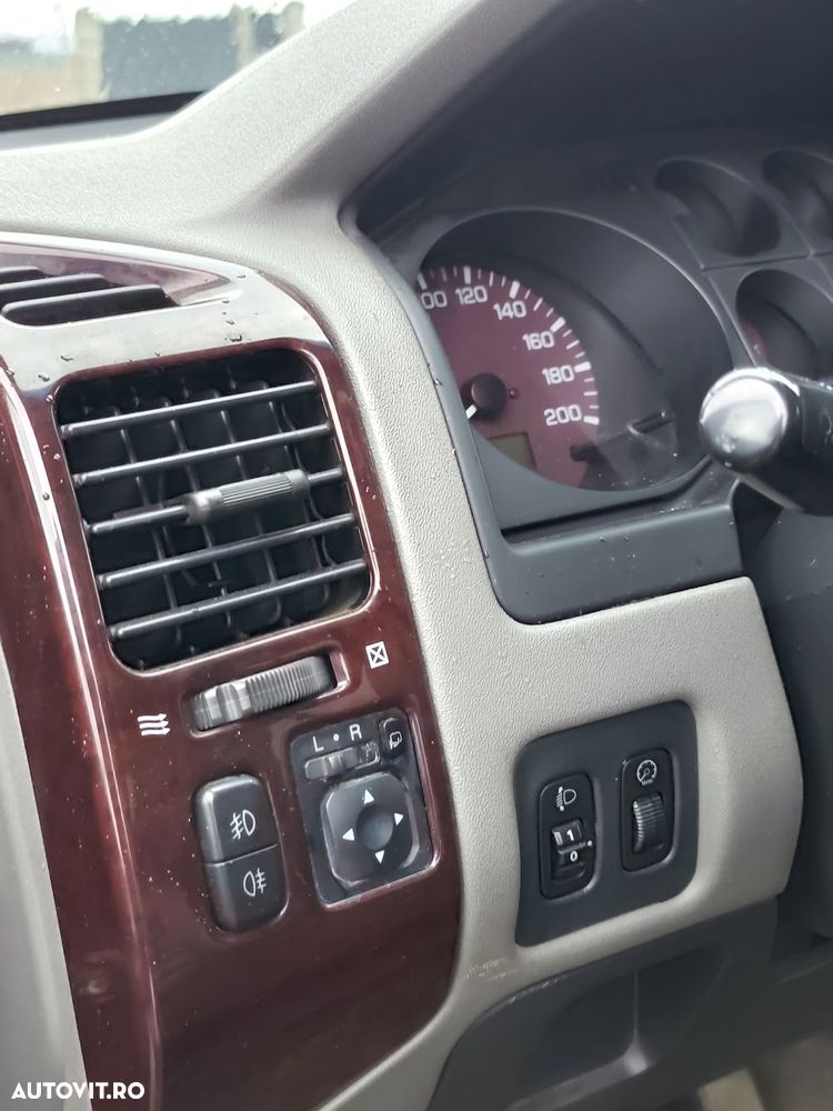 Mitsubishi Pajero SWB 3.2 DI-D GLS A/T, Piele - 6