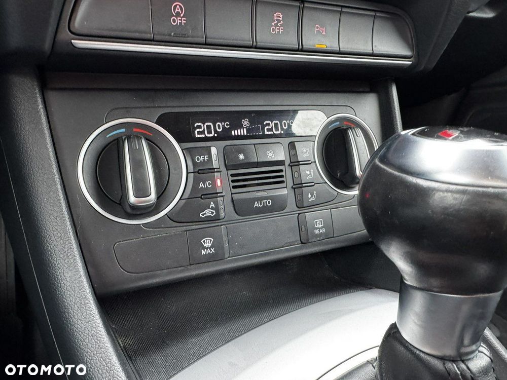 Audi Q3 2.0 TDI Quattro S tronic - 29