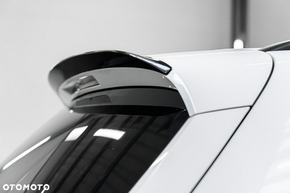 Mercedes-Benz GLC - 16