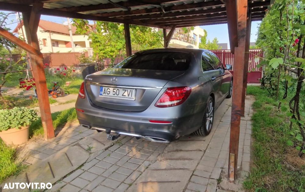 Mercedes-Benz E 220 d 4Matic 9G-TRONIC Sportstyle Edition - 6