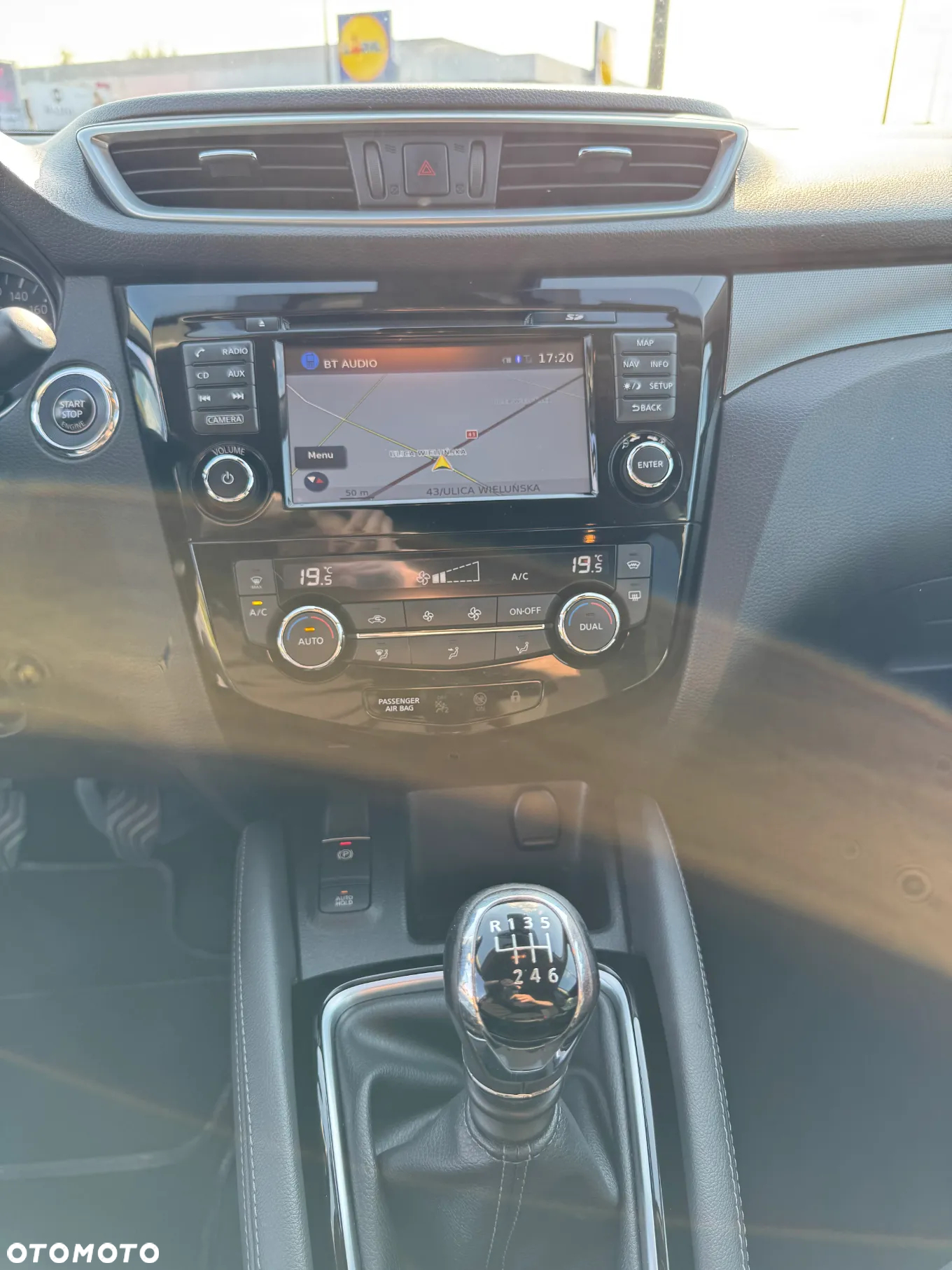 Nissan Qashqai 1.6 DIG-T N-Connecta - 8