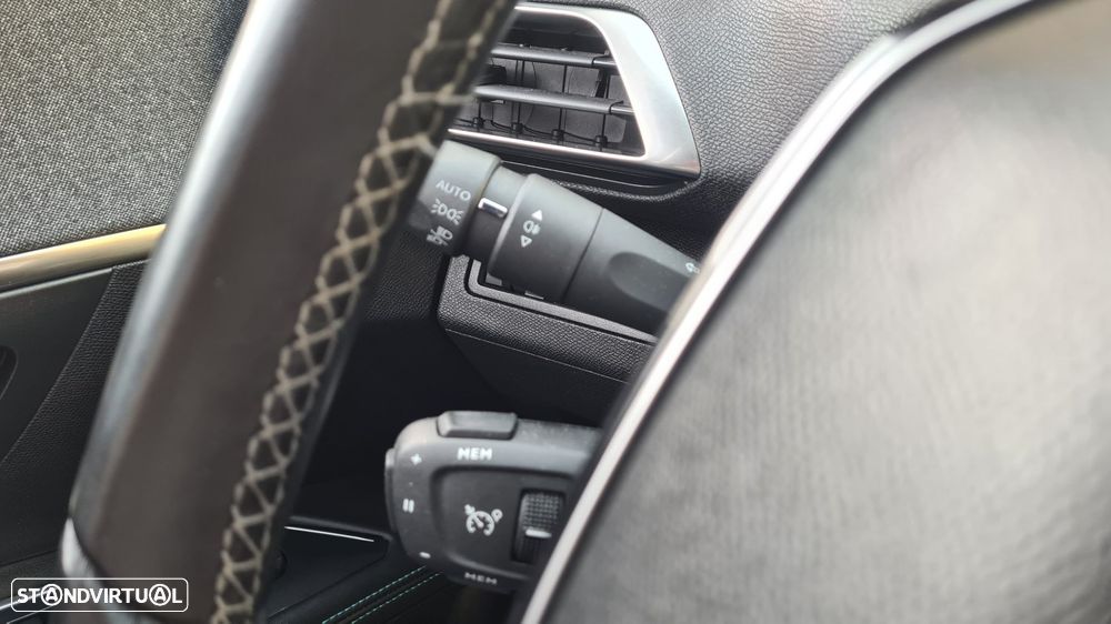 Peugeot 5008 1.5 BlueHDi Allure Pack - 14