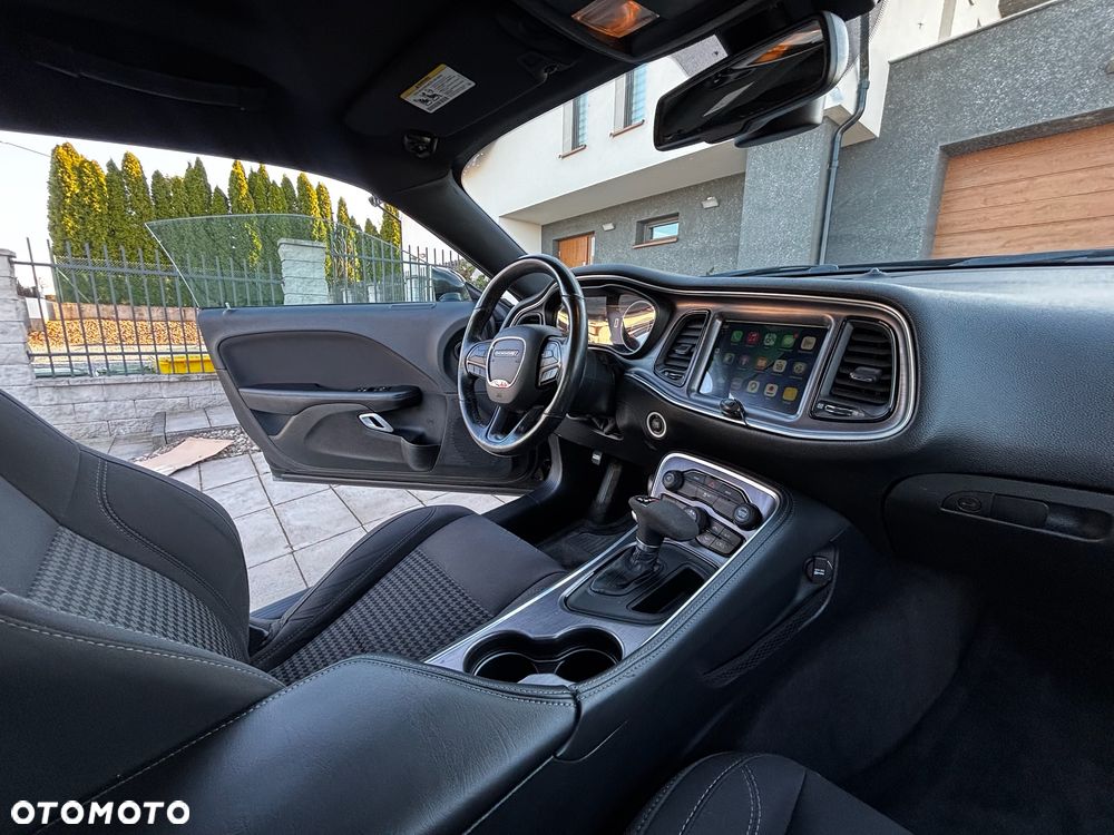 Dodge Challenger - 26