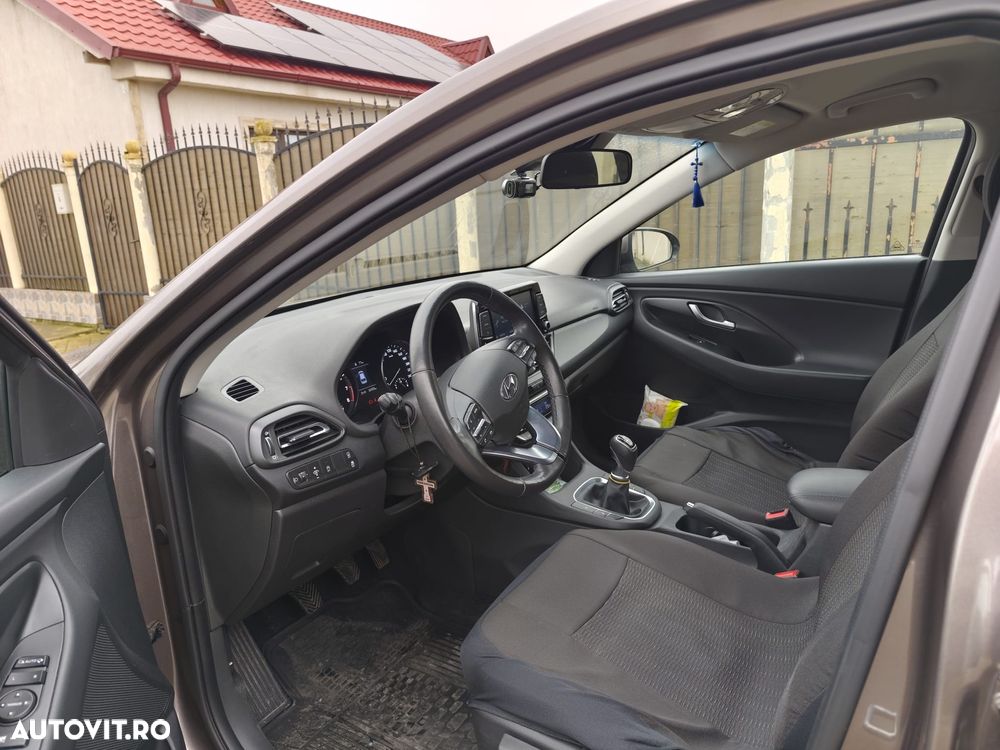 Hyundai i30 1.5 110CP 5DR M/T Highway - 5