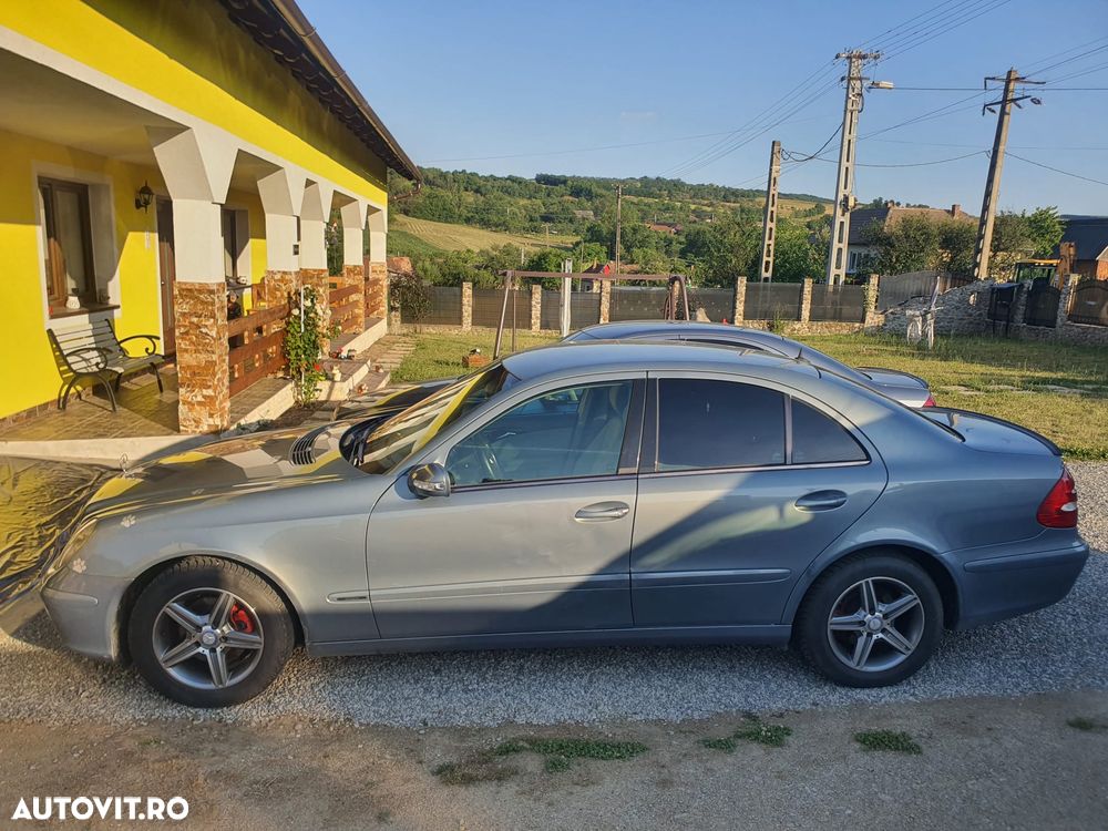 Mercedes-Benz E 220 CDI Avantgarde - 3