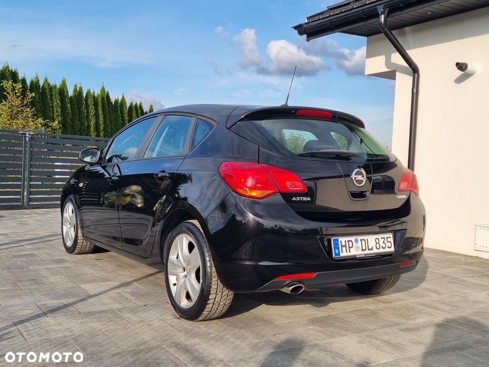 Opel Astra 1.4 Turbo Active - 4