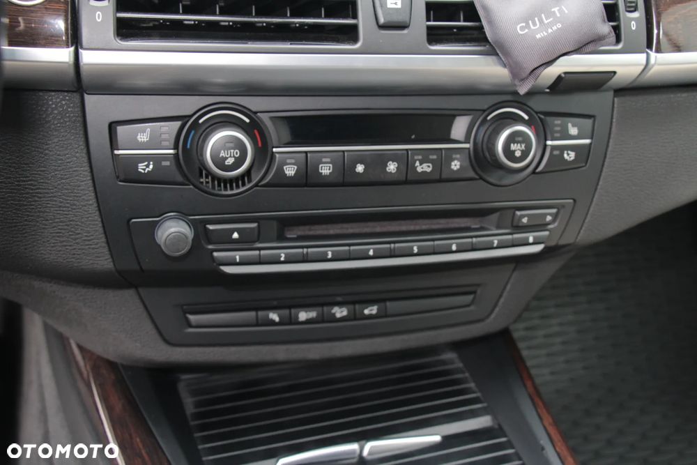 BMW X5 3.0d xDrive - 24