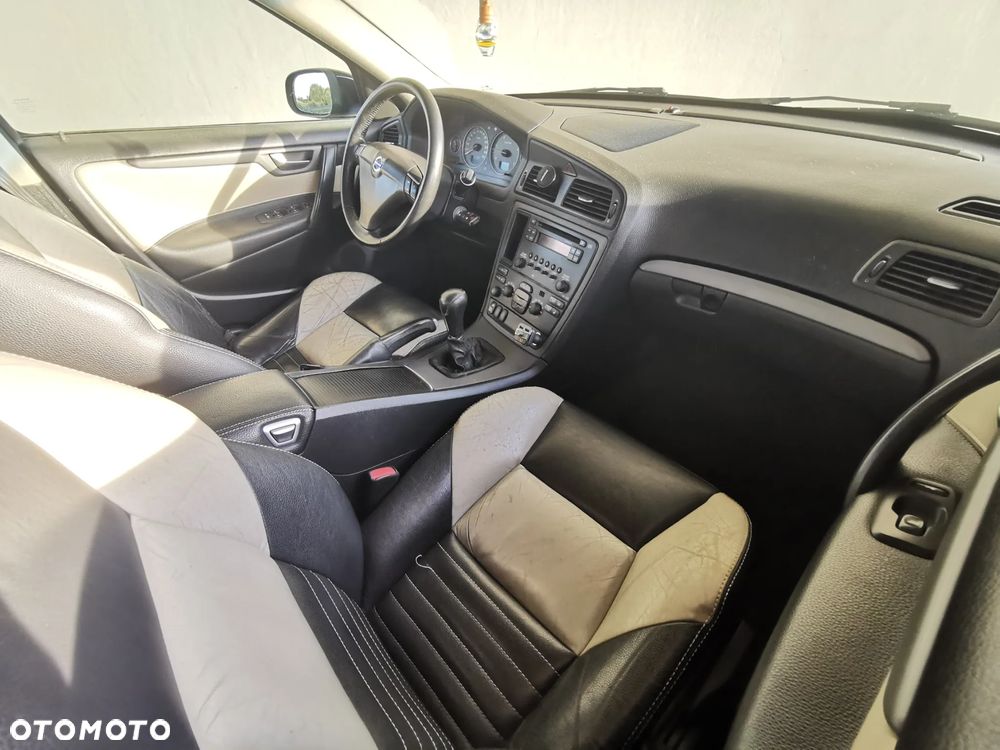 Volvo S60 2.4D5 Summum - 7