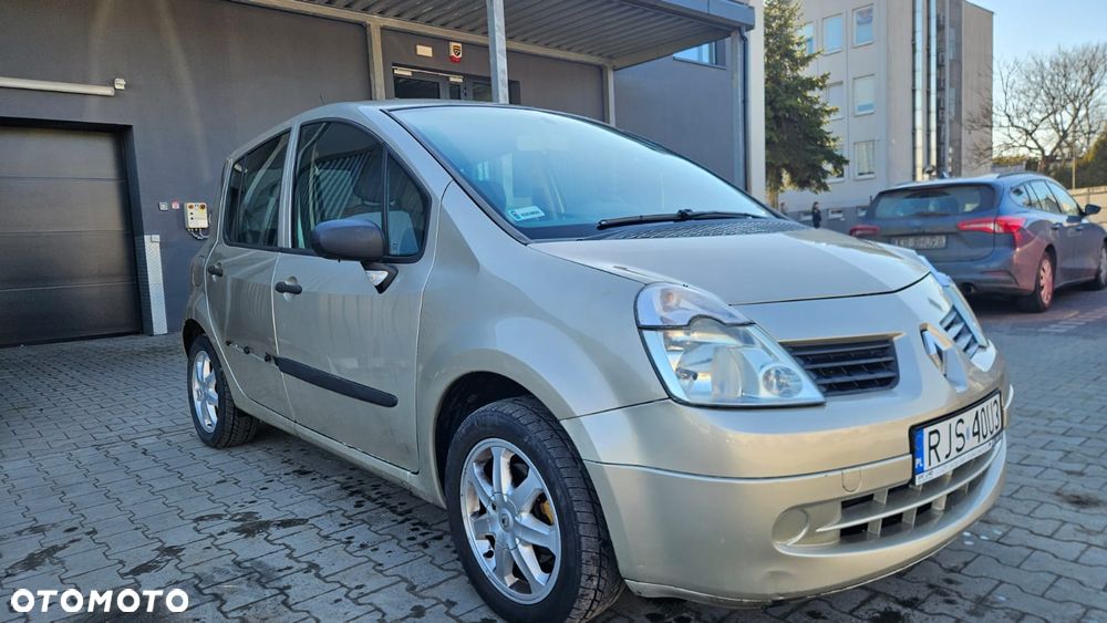 Renault Modus - 9