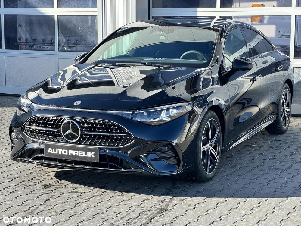 Mercedes-Benz CLA 200 mHEV 4-Matic 8G-DCT - 4