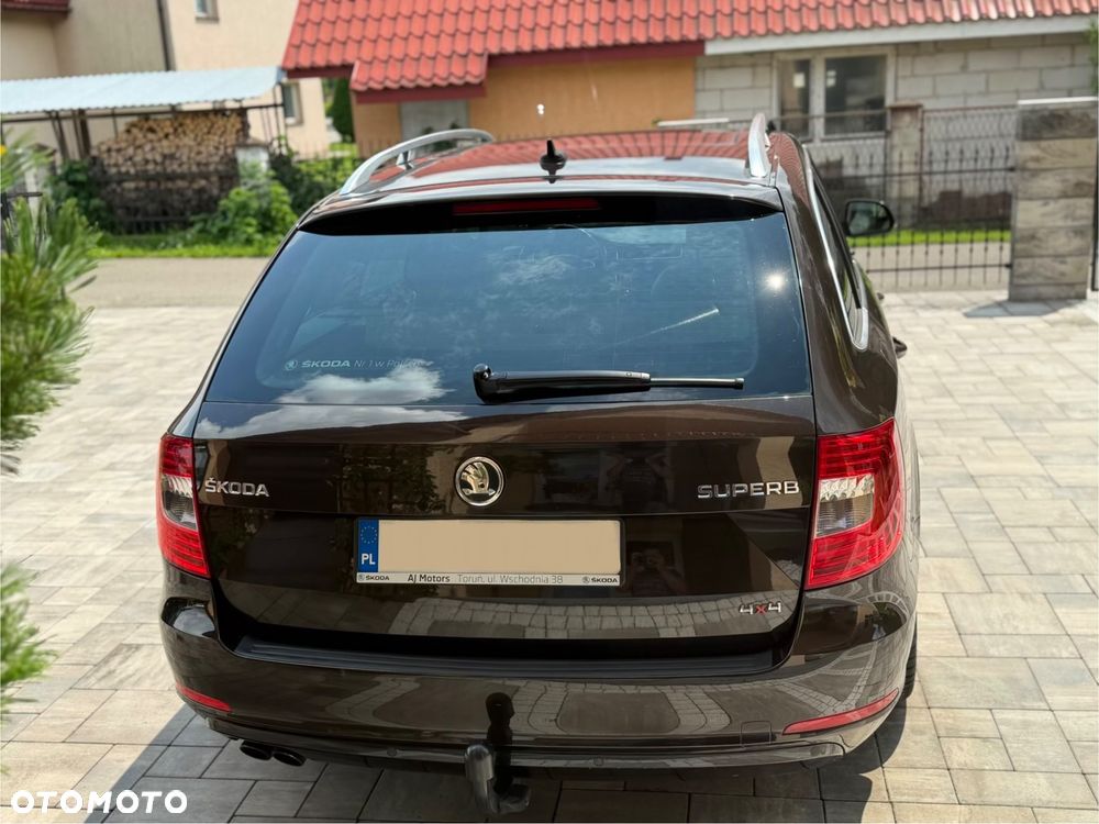 Skoda Superb 2.0 TDI 4x4 L&K DSG - 22