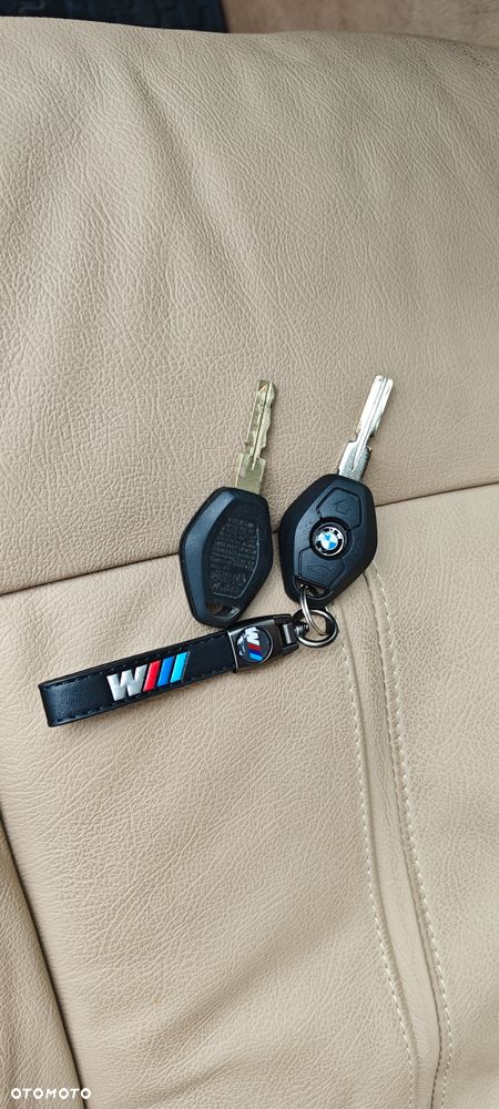 BMW Seria 7 - 17
