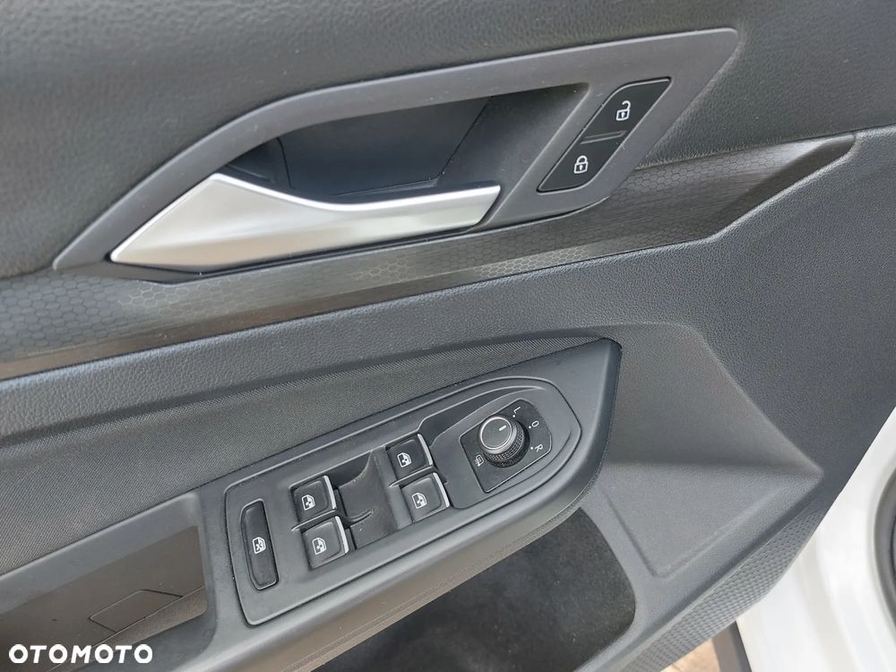 Volkswagen Golf VIII 2.0 TSI GTI DSG - 13