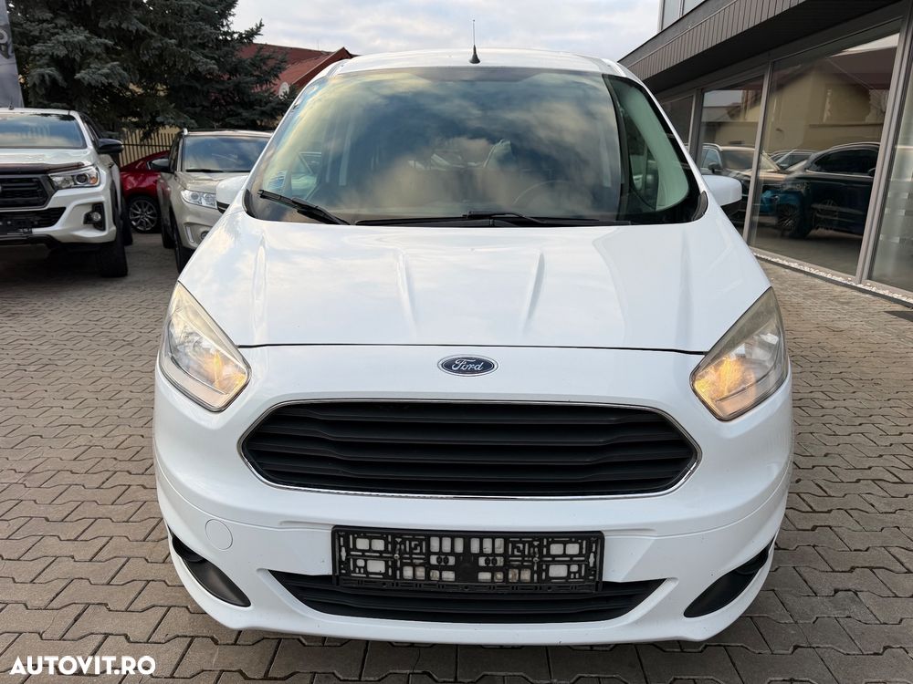 Ford Tourneo Courier 1.0 EcoBoost S&S Trend - 6