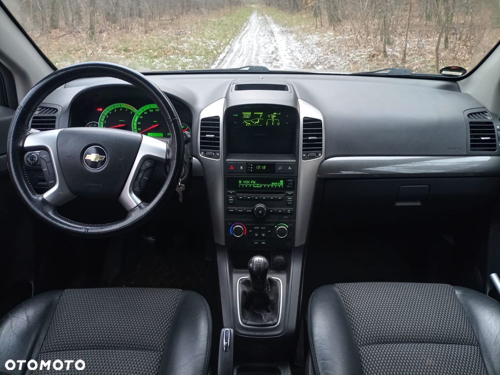 Chevrolet Captiva 2.4 2WD 7 Sitzer LS - 9