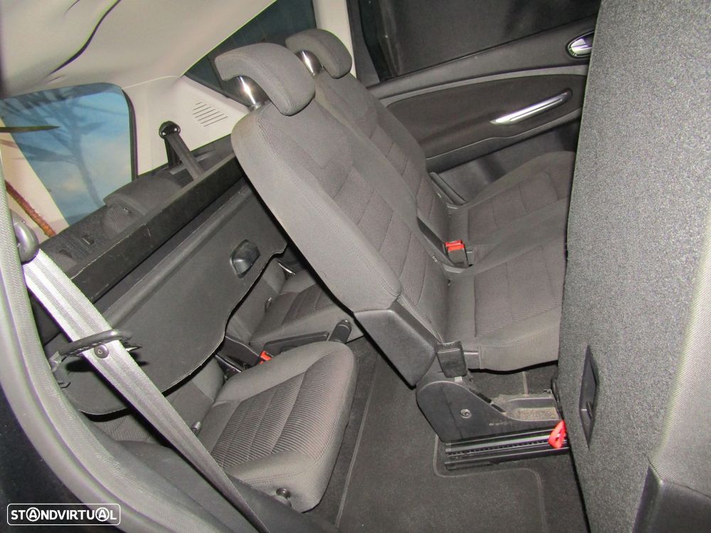 Ford S-Max 2.0 TDCi Titanium 7L 139g - 15