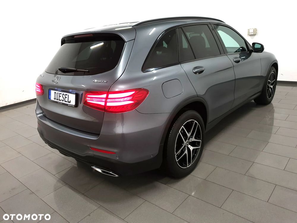Mercedes-Benz GLC 220 d 4Matic 9G-TRONIC AMG Line - 6