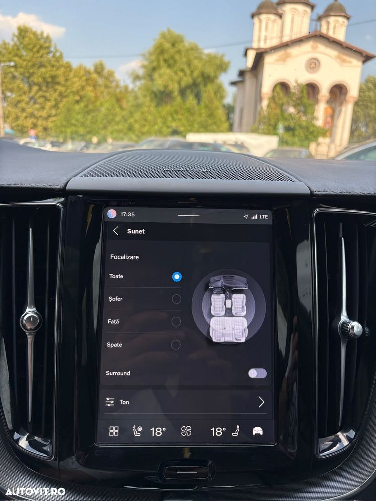 Volvo XC 60 T8 AWD Recharge Ultimate Black Edition - 24