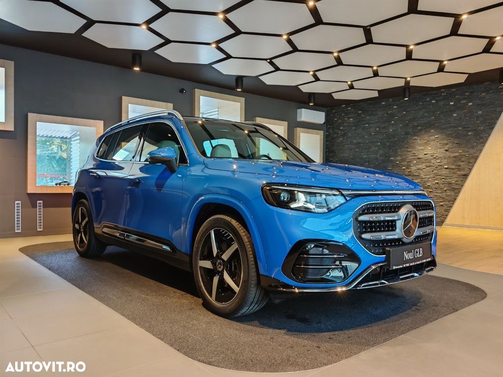 Mercedes-Benz GLB 200 4MATIC MHEV - 4