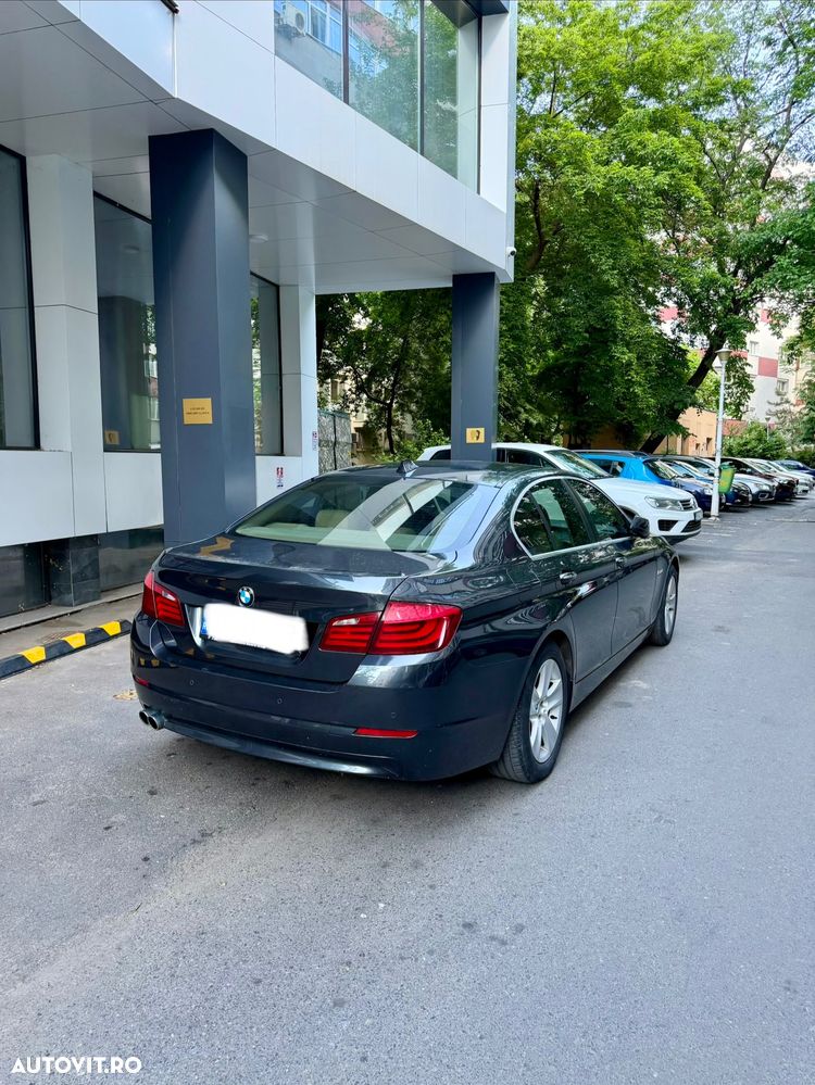 BMW Seria 5 525d Aut. - 4