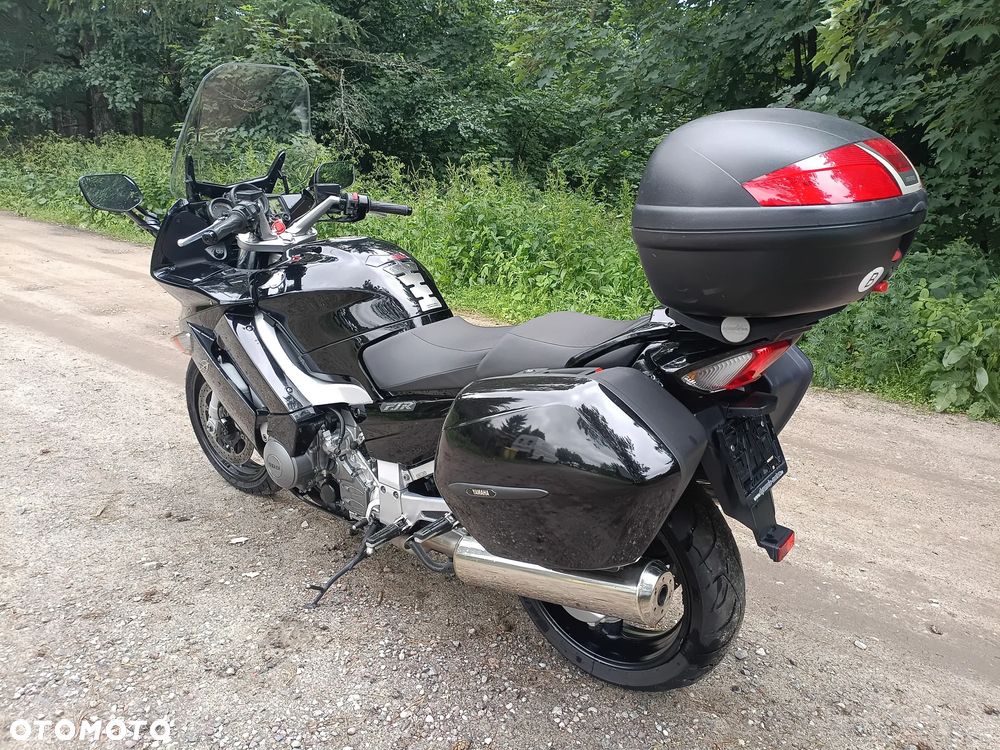 Yamaha FJR - 8