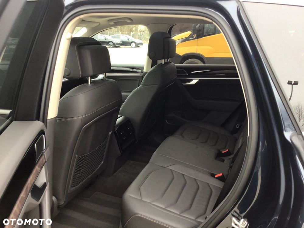 Volkswagen Touareg 3.0 V6 TDI 4Motion Elegance - 28