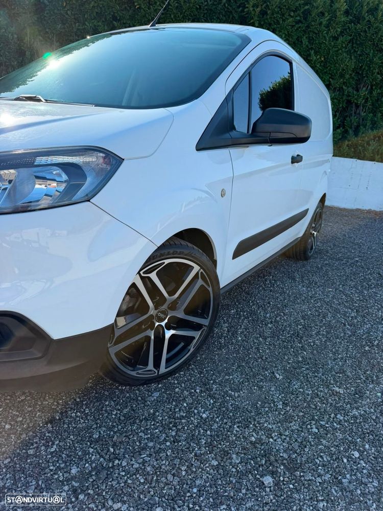 Ford Transit Courier 1.5 TDCi Ambiente - 17