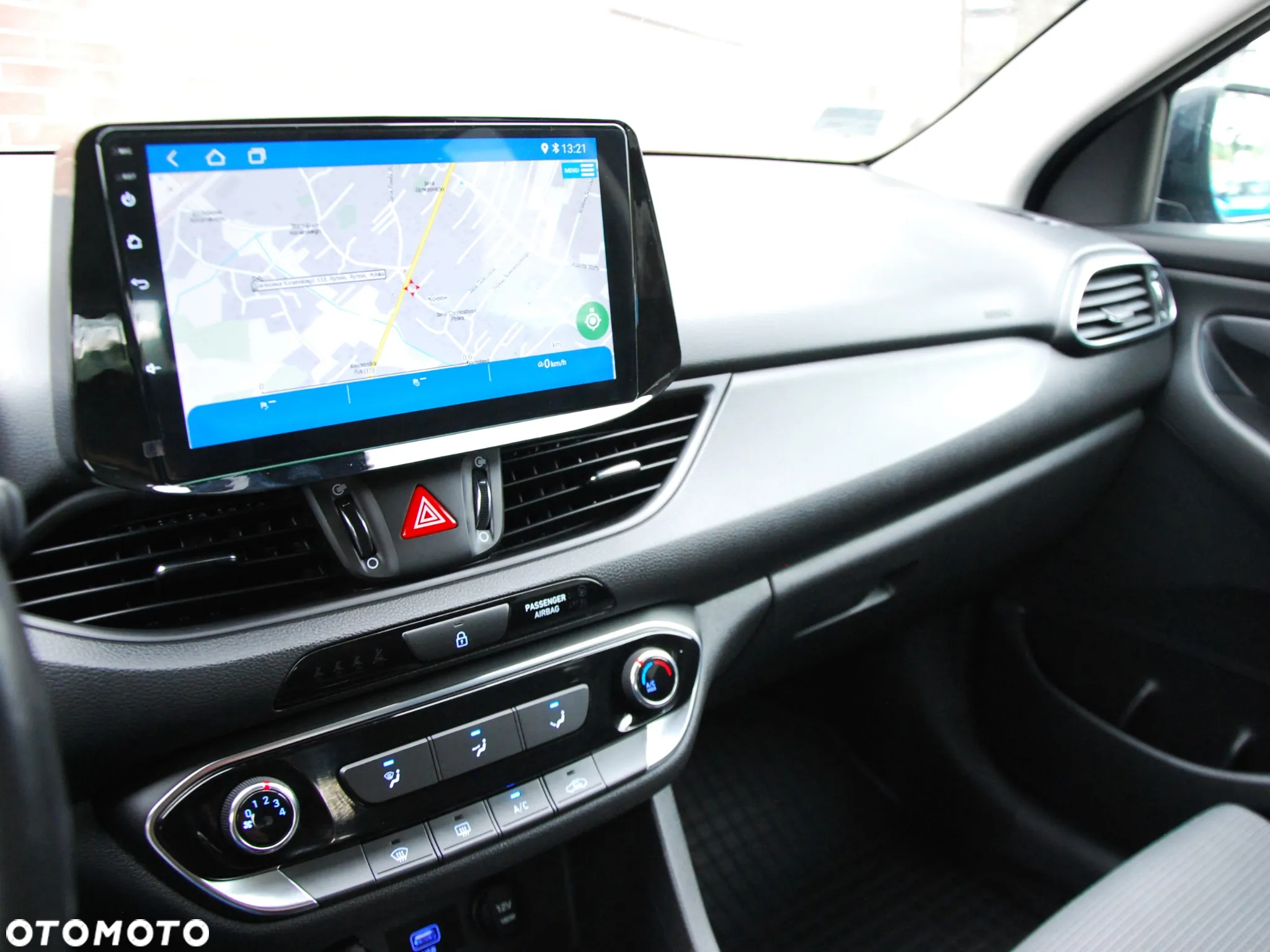 Hyundai i30 1.5 DPI Modern - 25