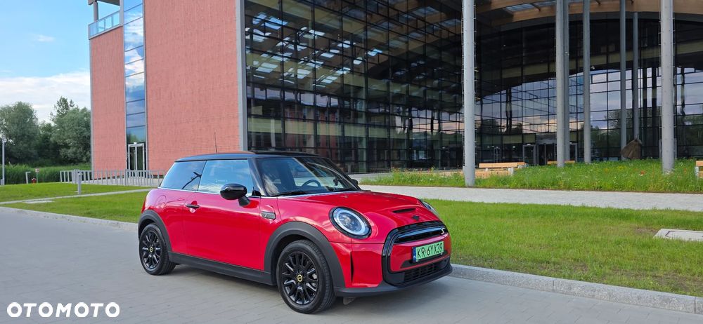 MINI Cooper SE Electric Trim - 1
